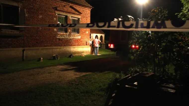 Majku zatukao do smrti