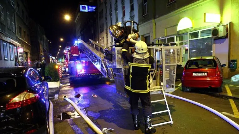 Spa&scaron;avao roditelje iz požara u centru Zagreba