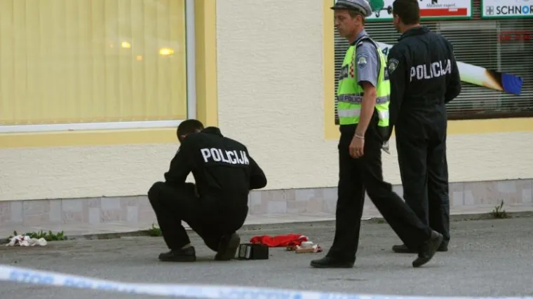 Vrbovec: Na mu&scaron;karca bacio dvije ručne bombe