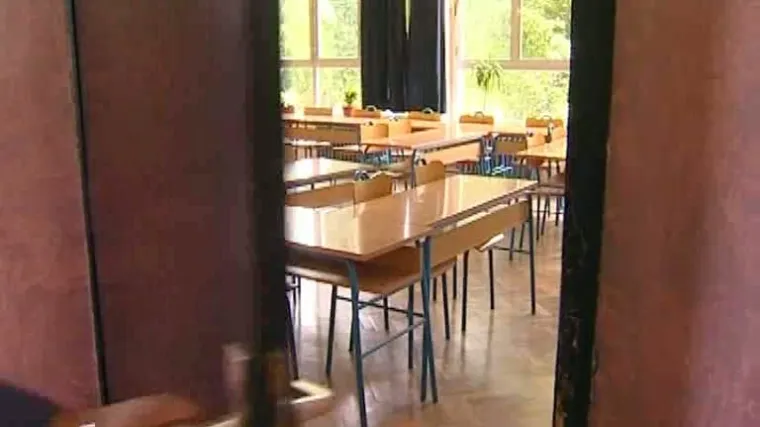 &Scaron;kole se neće ukidati, ali otkaza će biti