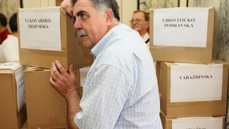 Bebiću dostavljeno 190 kg potpisa