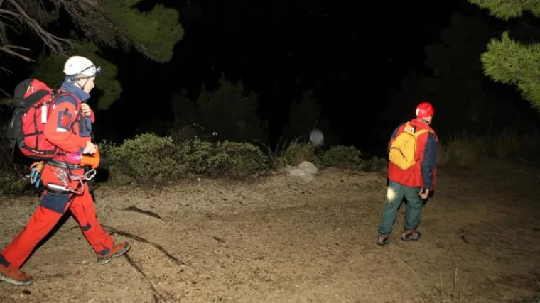 Mu&scaron;karac spa&scaron;en s Velebita