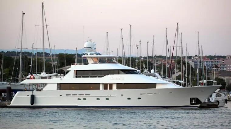 Kod Hvara izgorjela jahta od 2 milijuna kuna