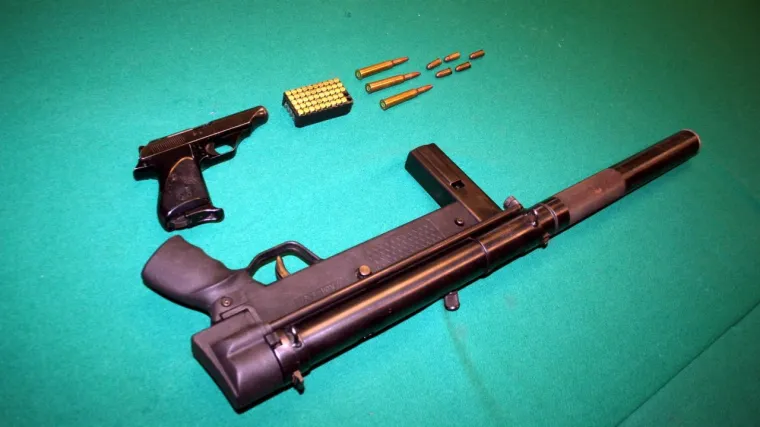 Sicilija: Mladenci pozirali s pu&scaron;kama, slučajno ubili fotografa