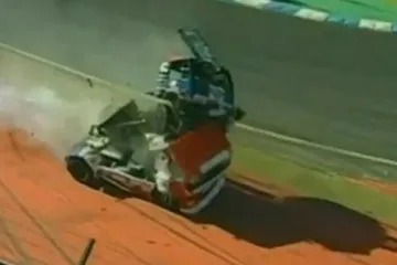 Spektakularan sudar kamiona