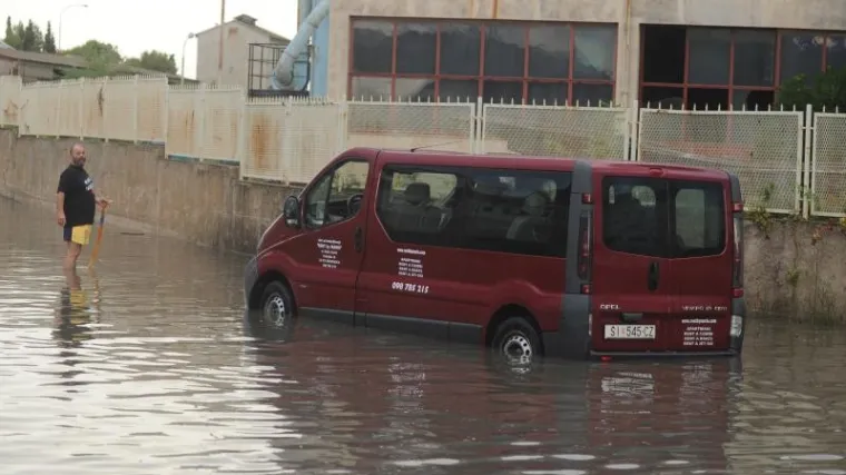 Snažna nevera u &Scaron;ibeniku i Zadru