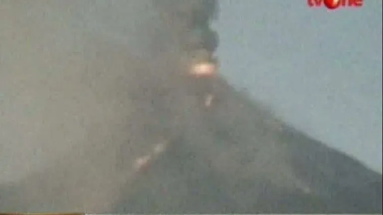 Erupcija ubojitog vulkana zatrpala kuće