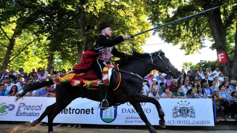 Alka pro&scaron;la bez političkih incidenata