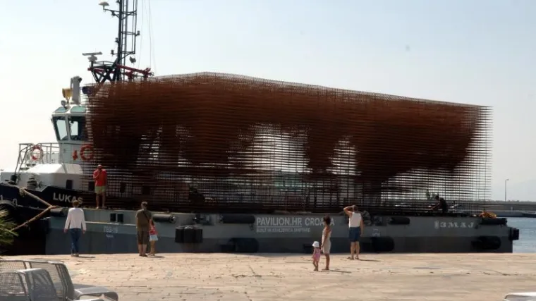 Raspao se hrvatski ploveći paviljon