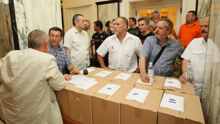 Vlada objavila tajne podatke građana