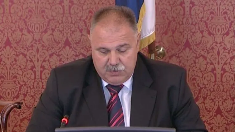 &Scaron;ukeru izletjelo da su prihodi "sranja"