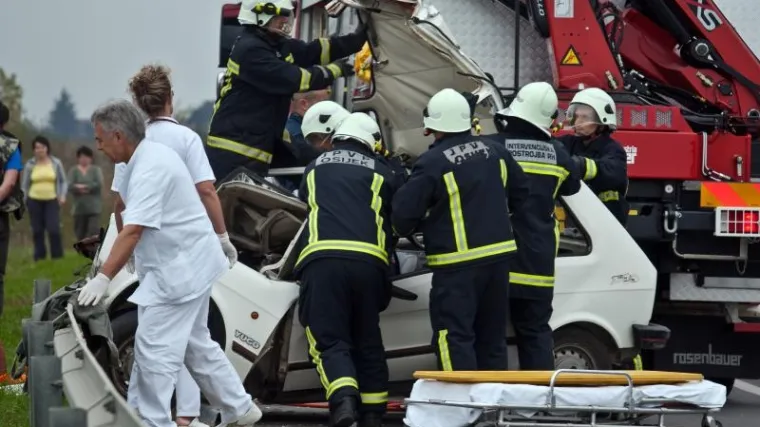 Yugom se zabio u ogradu