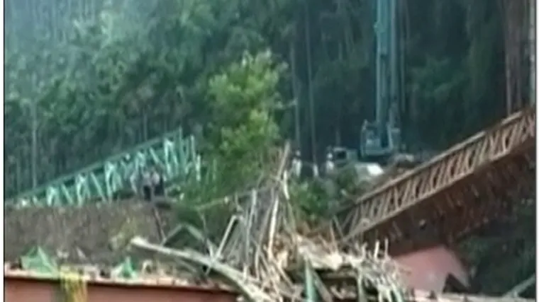 Golemi betonski blok pao na radnike