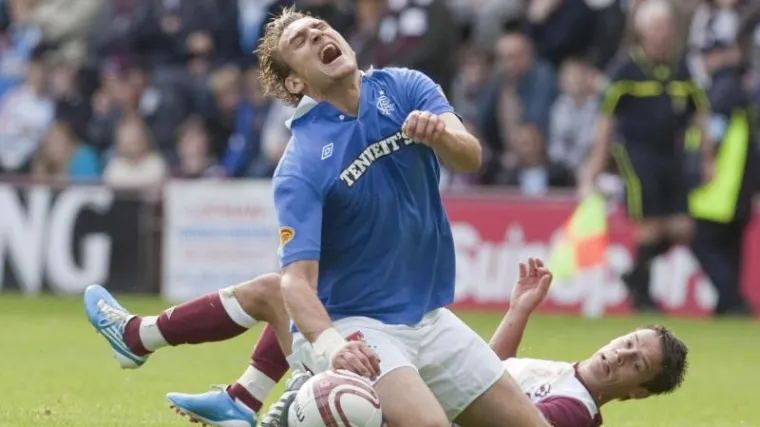 Jelaviću u žestokom naletu ozlijeđen zglob