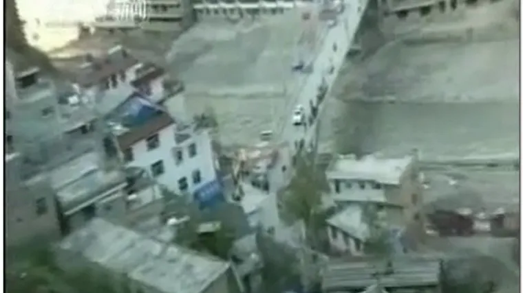 Novi odron u uni&scaron;tenom kineskom gradu