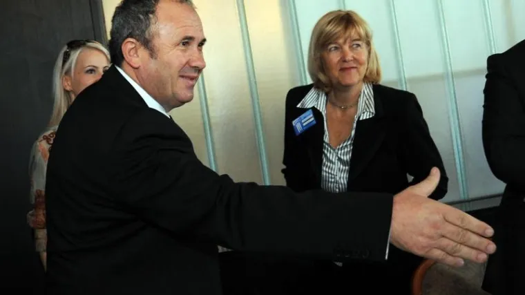 Kerum o&scaron;i&scaron;ao kovrče