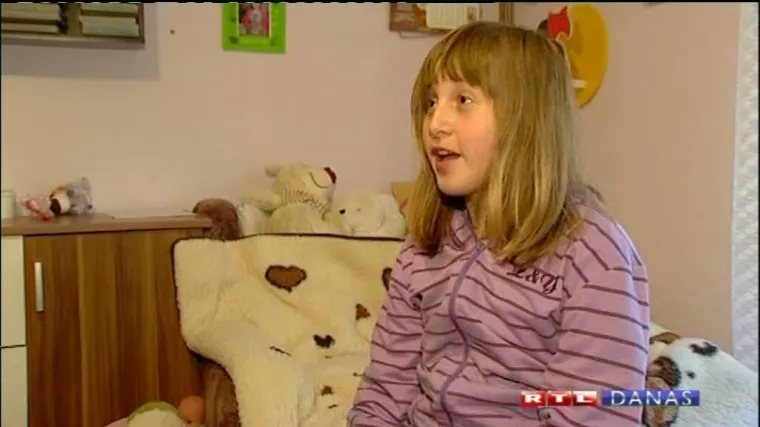 Pomozite maloj Božici