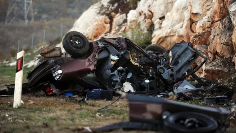 U stravičnoj nesreći poginuo kum, mladoženja ozlijeđen