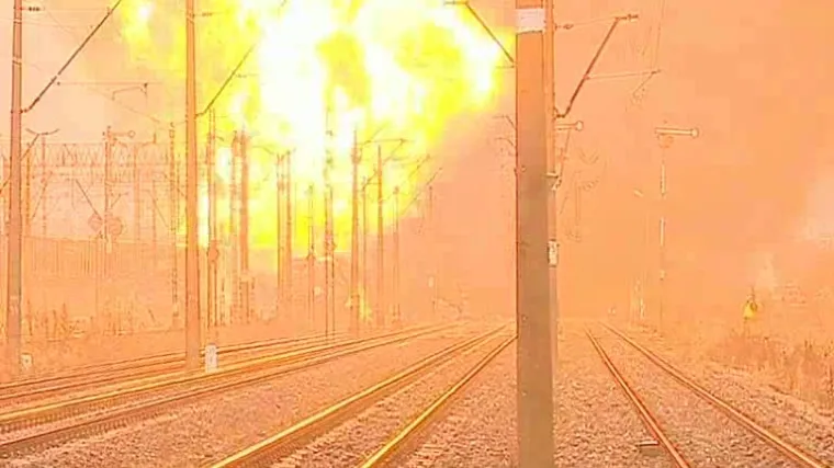 Spektakularne snimke eksplozije vlakova