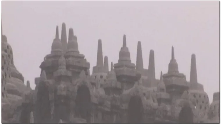 Poznati hram prekrio vulkanski pepeo