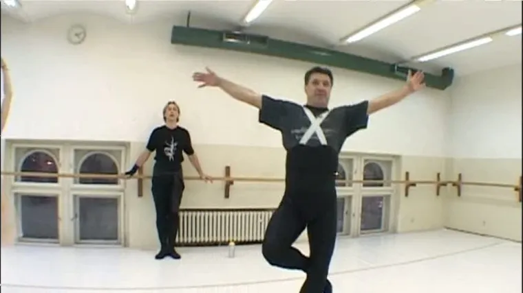 Mamić gayeve poslao u... balet!