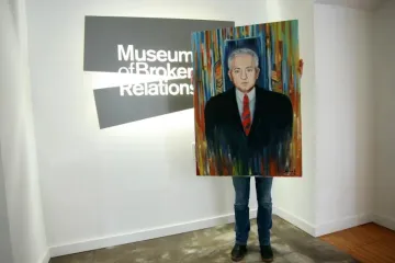 Sanader u Muzeju prekinutih veza