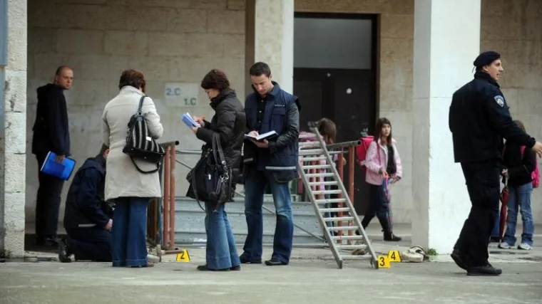 Na učenika pala građevinska skela