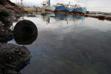 U more kod Nina i Kaštela iscurila nafta