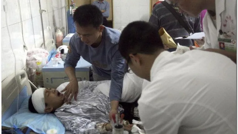 Stotinjak učenika ozlijeđeno u stampedu