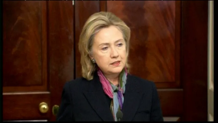 Clinton: Wikileaks je izveo globalni napad!