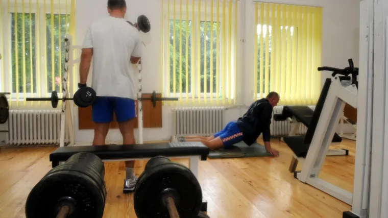 Masovna tučnjava u teretani