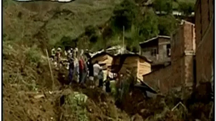 200 nestalih u odronu