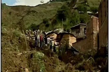 200 nestalih u odronu