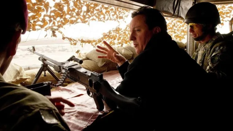 Premijer u mitraljeskom gnijezdu