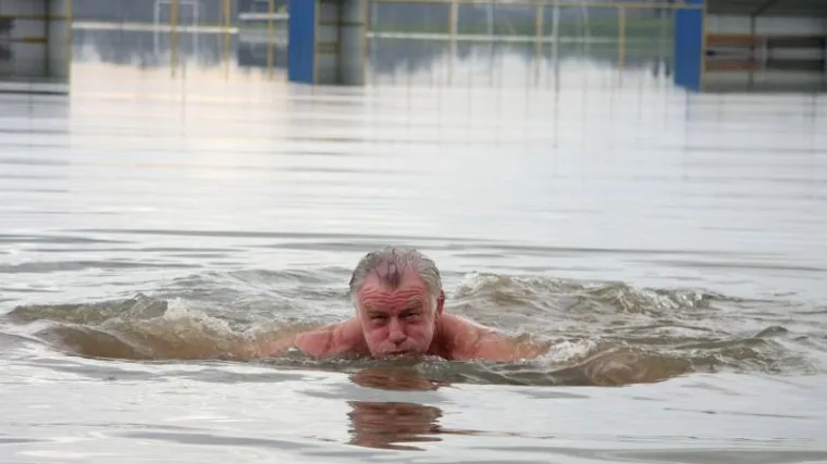 Kupanje na nogometnom igrali&scaron;tu