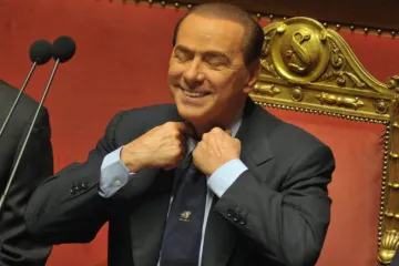 Papi opet jaše: Ništa od nepovjerenja