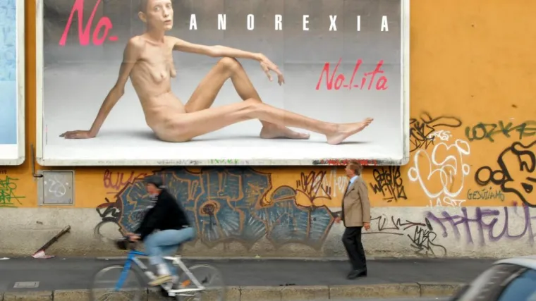 Smrt simbola borbe protiv anoreksije
