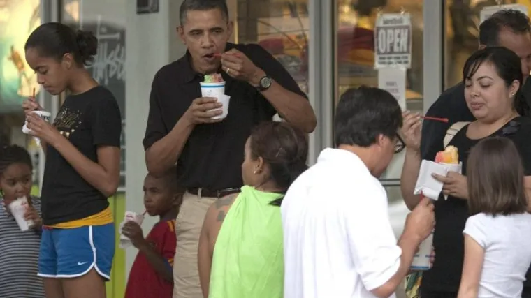 Obama prvi dan nove godine na plaži