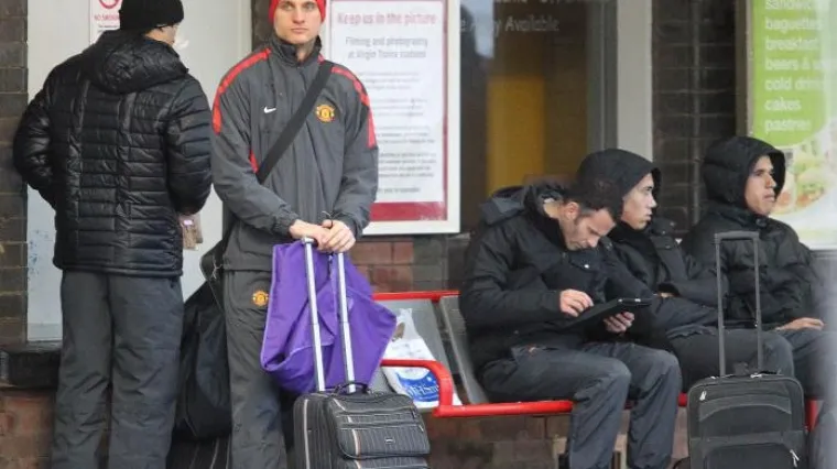 Vragovi čekaju vlak za London