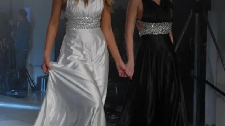 Aleks i Tina u vjenčanicama