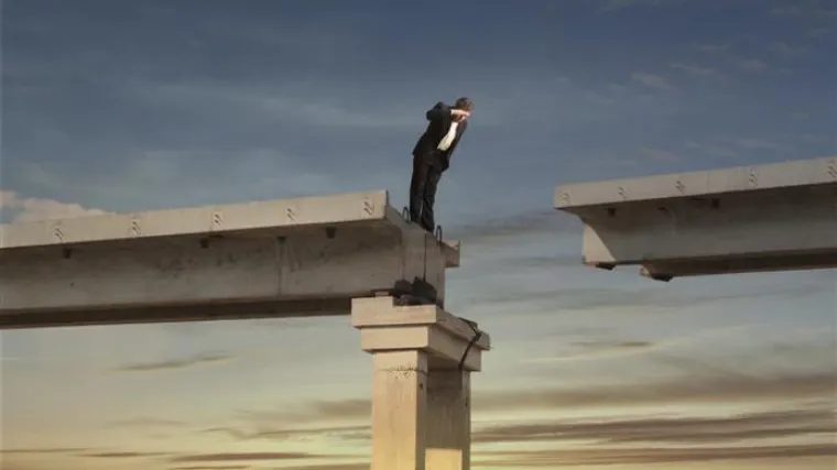 Bolje bankrot nego rob