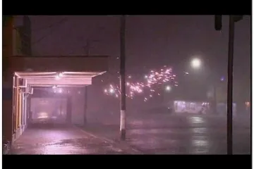 Poplavljeni Queensland poharala oluja