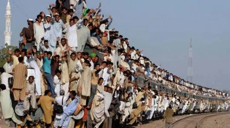 Popadali s krova vlaka