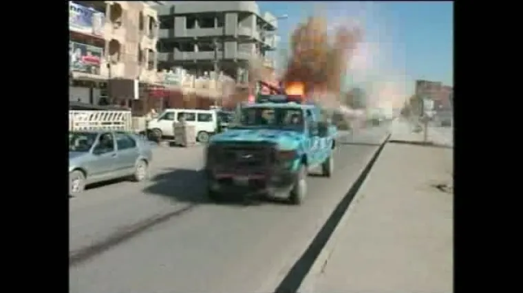 Eksplozija auta-bombe snimljena kamerom