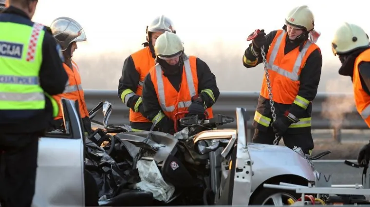 Te&scaron;ka prometna nesreća u Zagrebu