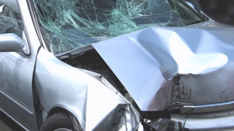 Ministar i tri osobe ozlijeđeni u prometnoj nesreći