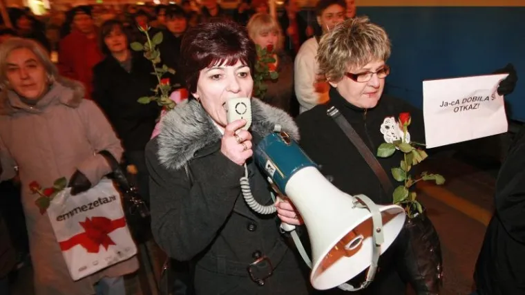 Jaco, dobila si otkaz!