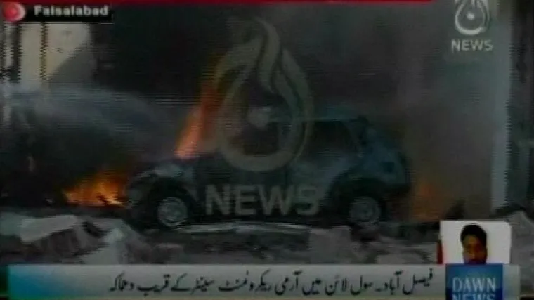 Bombom na pakistansku benzinsku