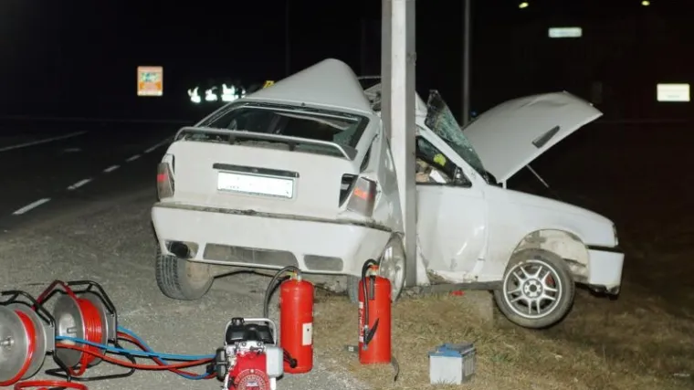 U prometnoj nesreći poginuo 17-godi&scaron;njak