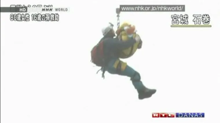 Prona&scaron;li ih žive ispod ru&scaron;evina nakon devet dana